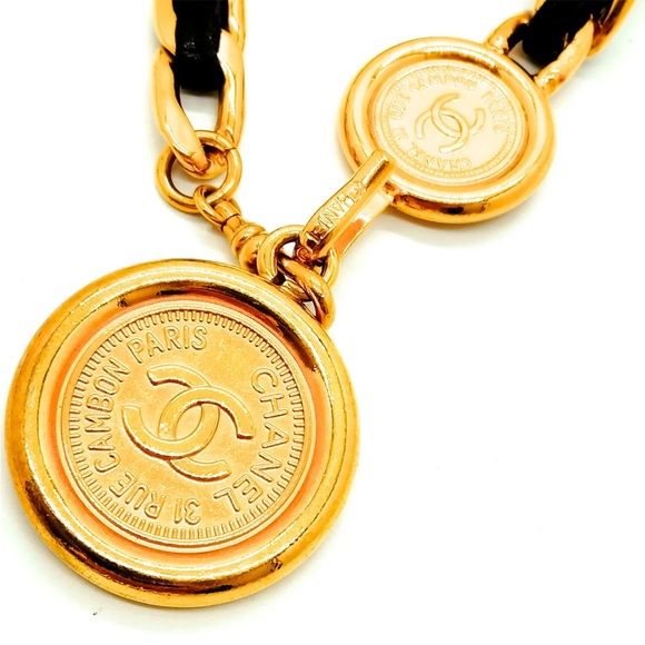 Chanel Gold Tone & Black Chain Belt - 85 cm/33 inches - Picture 2 of 9